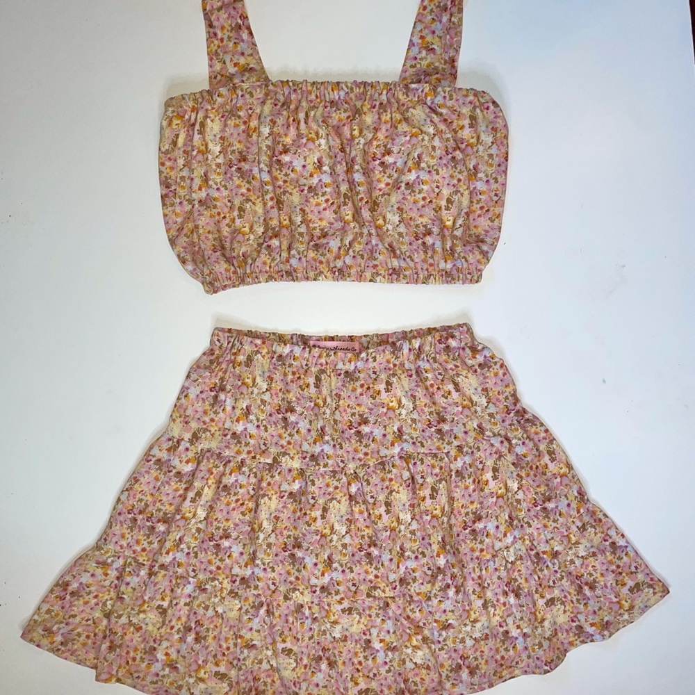 Two piece set
